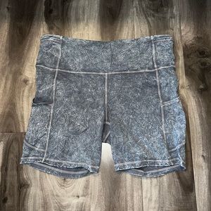 Lululemon biker shorts